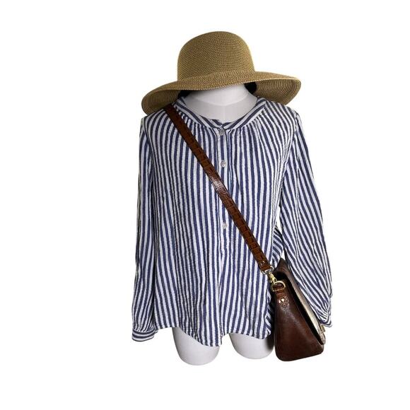 Universal Thread Striped Cotton Shirt M Blue White Button Front European Summer - Picture 4 of 9